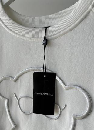 Оригінальна біла футболка від бренду emporio armani