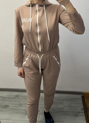 Комбінезон спортивний