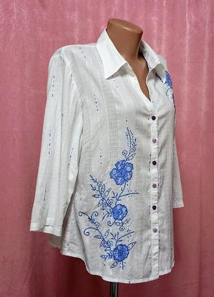 Белая блуза с вышивкой style by ewm