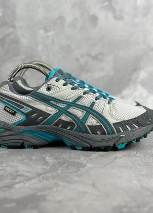 Asics gel gore tex жіночі бігові спортивні трекінгові кросівки оригінал