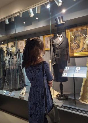 Бархатное миди платье