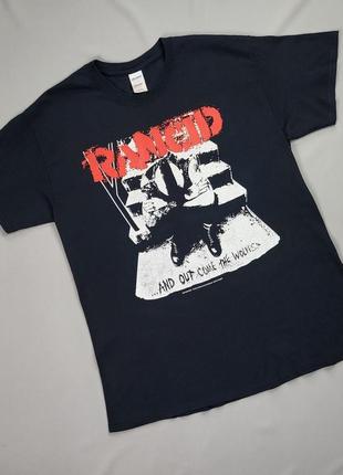 Футболка rancid and out come the wolves