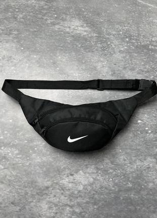 Стильная, черная бананка nike