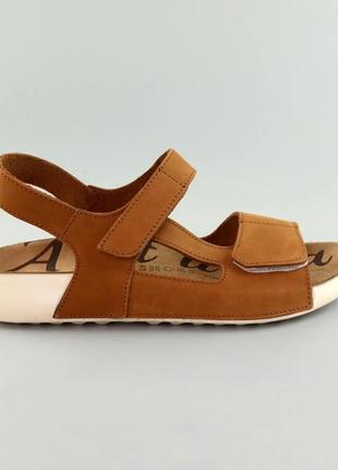 Стильні коричневі жіночі сандалі-босоніжки на липучках, натуральний нубук,жіноче взуття літнє,на літо