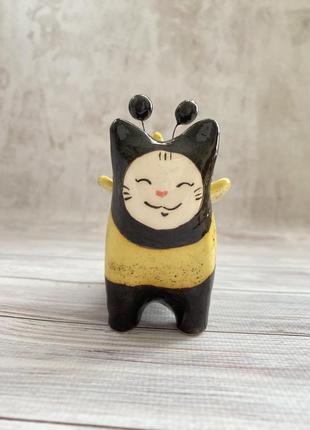 Керамічна фігурка кота