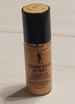 Стійка тональна основа для обличчя yves saint laurent ysl touche eclat le teint b20. об‘єм 10 ml.