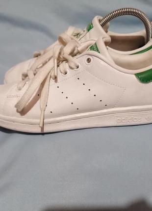 Кросівки шкіряні adidas stan smith.