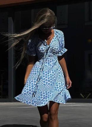 Женское летнее платье голубое в цветочек розмір: 42-44, 46-48
