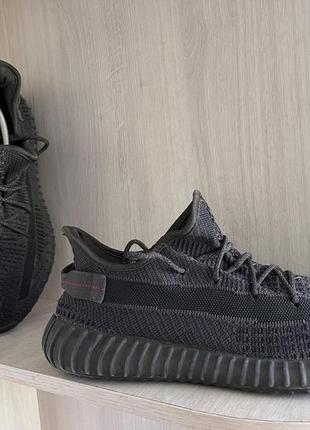 Кроссовки adidas yeezy boost