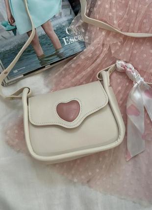 Сумка крос-боді із серцем рожева (2332)