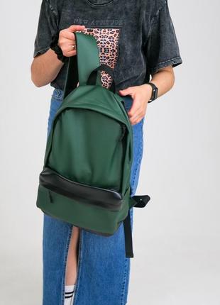 Універсальний рюкзак city у зручному розмірі в екошкірі, колір зелений1 фото