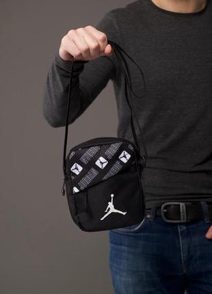 Мужская спортивная барсетка джордан черная сумка через плечо jordan