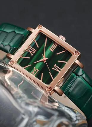 Годинник жіночий красивий смарагдово зелений колір