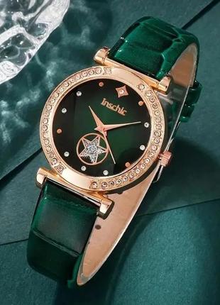 Часы женские красивый изумрудно зелёный цвет