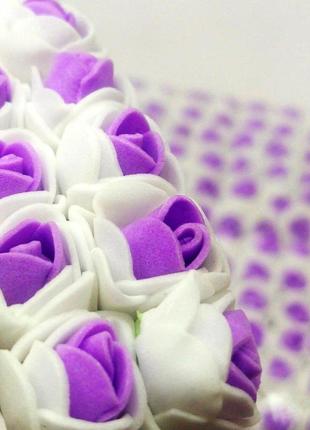 Двухколірные трояндочки з фоамірану (144 шт) фіолетовий з білим