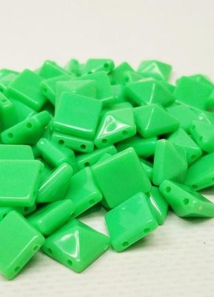 Бусины пластиковые пирамидка 5х10мм - 10 гр, цвет зеленый неон