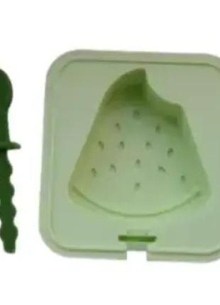 Силіконова форма для морозива у формі шматочка кавуна ice cream mould, форма кавун колір уточнити3 фото