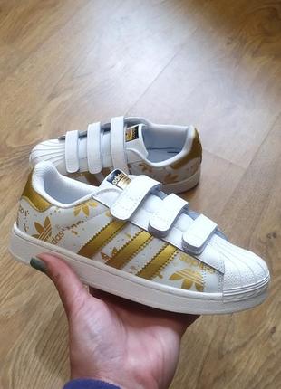 Кросівки 33 р.. adidas1 фото