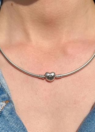 Серебряное ожерелье с застежкой в форме сердца