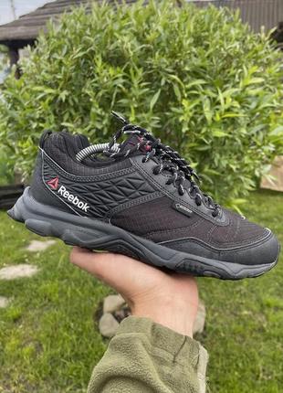 Оригинальные кроссовки reebok gore-tex размер 37.5