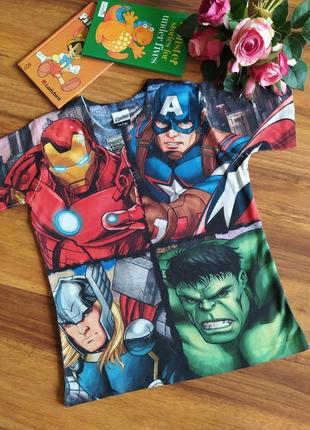 Модная футболка на парнишку george на ,6-7 лет.