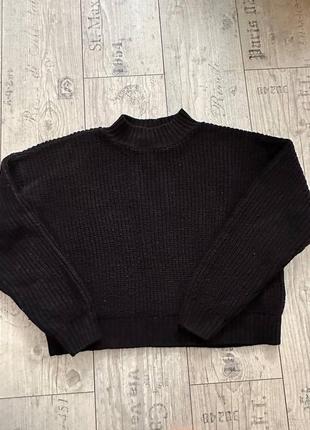 Чорний короткий теплий зимовий светр з акрилу