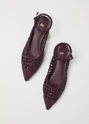 Бордовые плетеные босоножки,туфли на завязках h & m