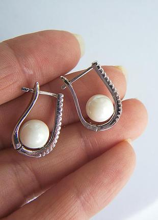 Интересные серьги с английской застежкой