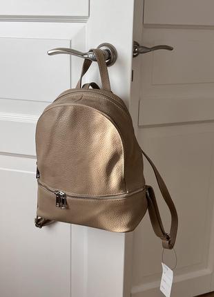 Рюкзачок из натуральной кожи