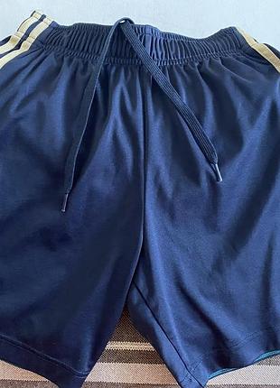 Підліткові шорти adidas. оригінал