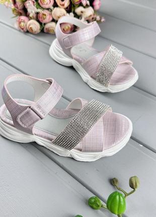 Босоніжки камінці