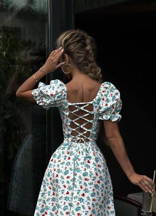 Літня сукня коротка міні легка в квітковий принт з відкритими плечима з шнурівкою на спині