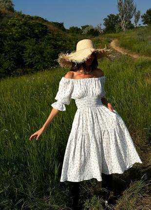 Легкое летнее платье из муслина