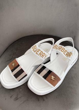 Сандалі burberry sandals white  brown білі босоніжки жіночі