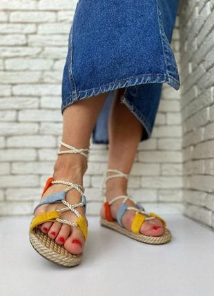 Новые синие желтые босоножки сандалии с завязками