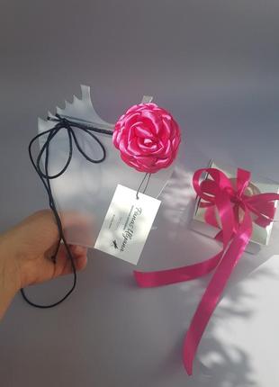 Чокер роза розовая (фуксия) из атласа - 6,5 см