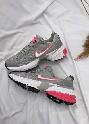 Кросівки найк nike nike runtekk grey pink