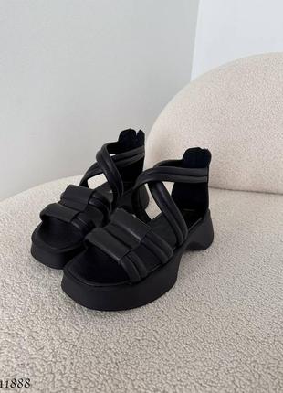 Босоніжки шкіряні жіночі