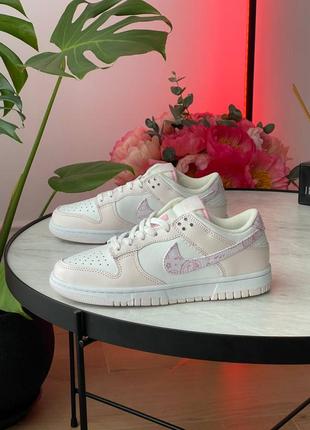 Кроссовки nike dunk low essential paisley pack pink wmns fd1449-100