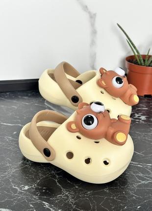 Кроксы сабо с игрушкой