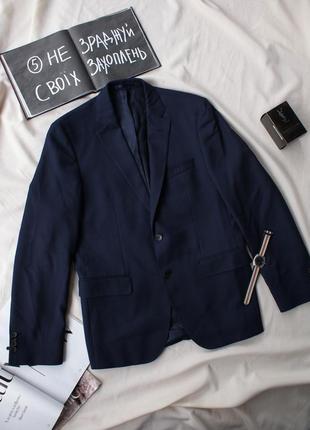 Брендовый блейзер пиджак в составе шерсть от hugo boss
