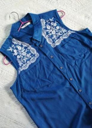 Стильная вискозная блуза с вышивкой и завязкой 14/48-50 размера