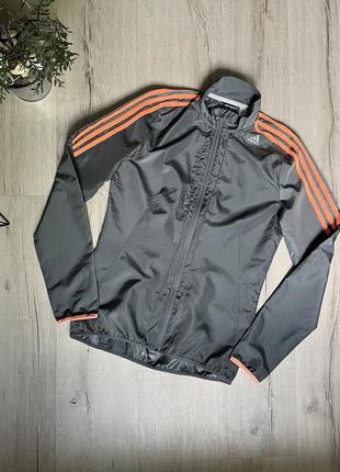 Беговая женская ветровка adidas