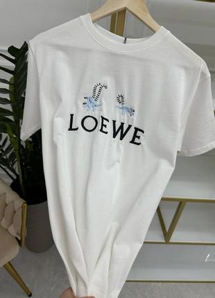 Біла футболка loewe