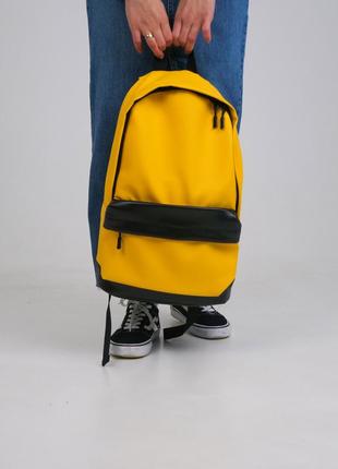 Універсальний рюкзак city у зручному розмірі в екошкірі, жовтий колір5 фото