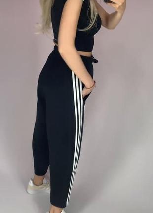 Спортивні штани чорні з лампасами adidas2 фото