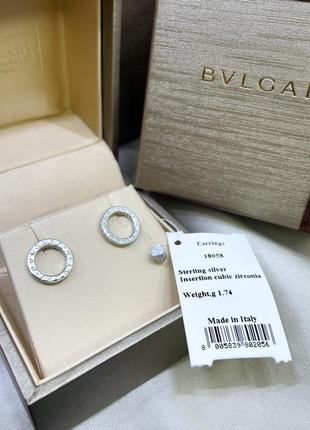 Серебряные серьги булгари bulgari пусетты гвоздики круг с камнями с логотипом надписью кла...