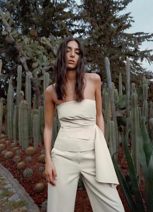 Топ жіночий бежевий zara new