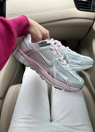 Nike zoom vomero 5 silver pink