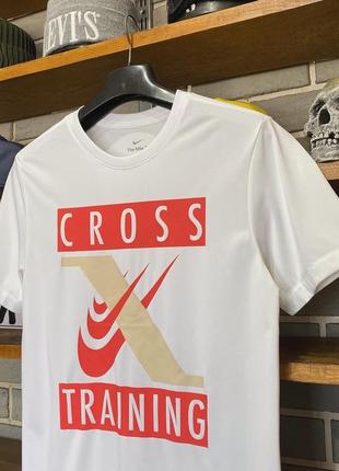 Футболка nike dri-fit cross training
